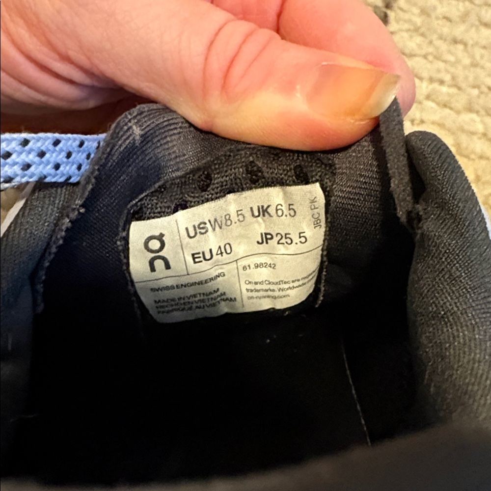 On Cloud Running Shoes Cloudmonster Nimbus | Hay women’s shoes size 8.5 - Picture 5 of 8